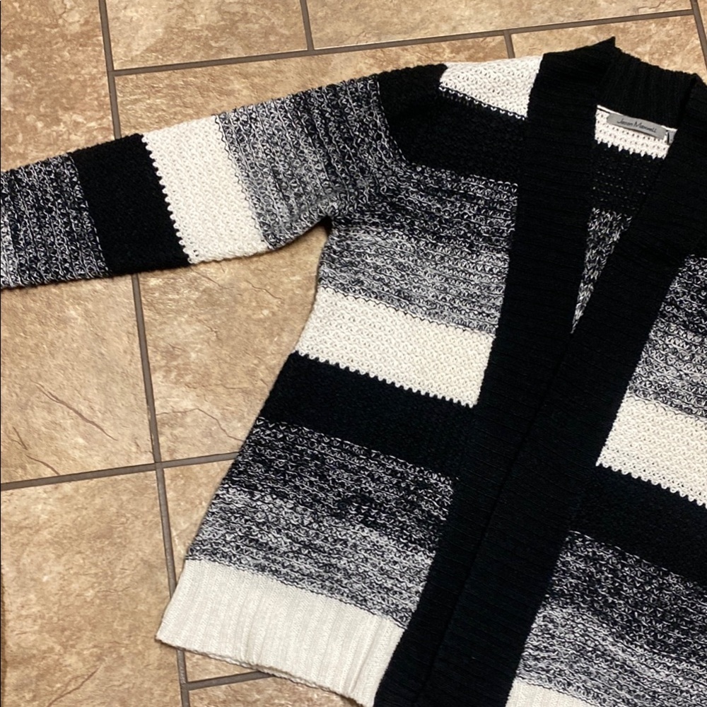 Black and White Striped Medium Cardigan Sweater Collegiate Fall Office - Picture 4 of 14